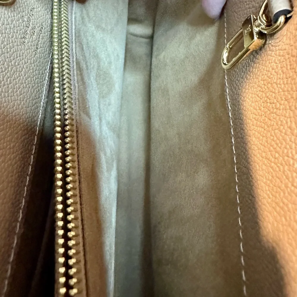 Louis Vuitton Venus Monogram Brown Sesame Tote or Shoulder Bag - Like New - Picture 12 of 15